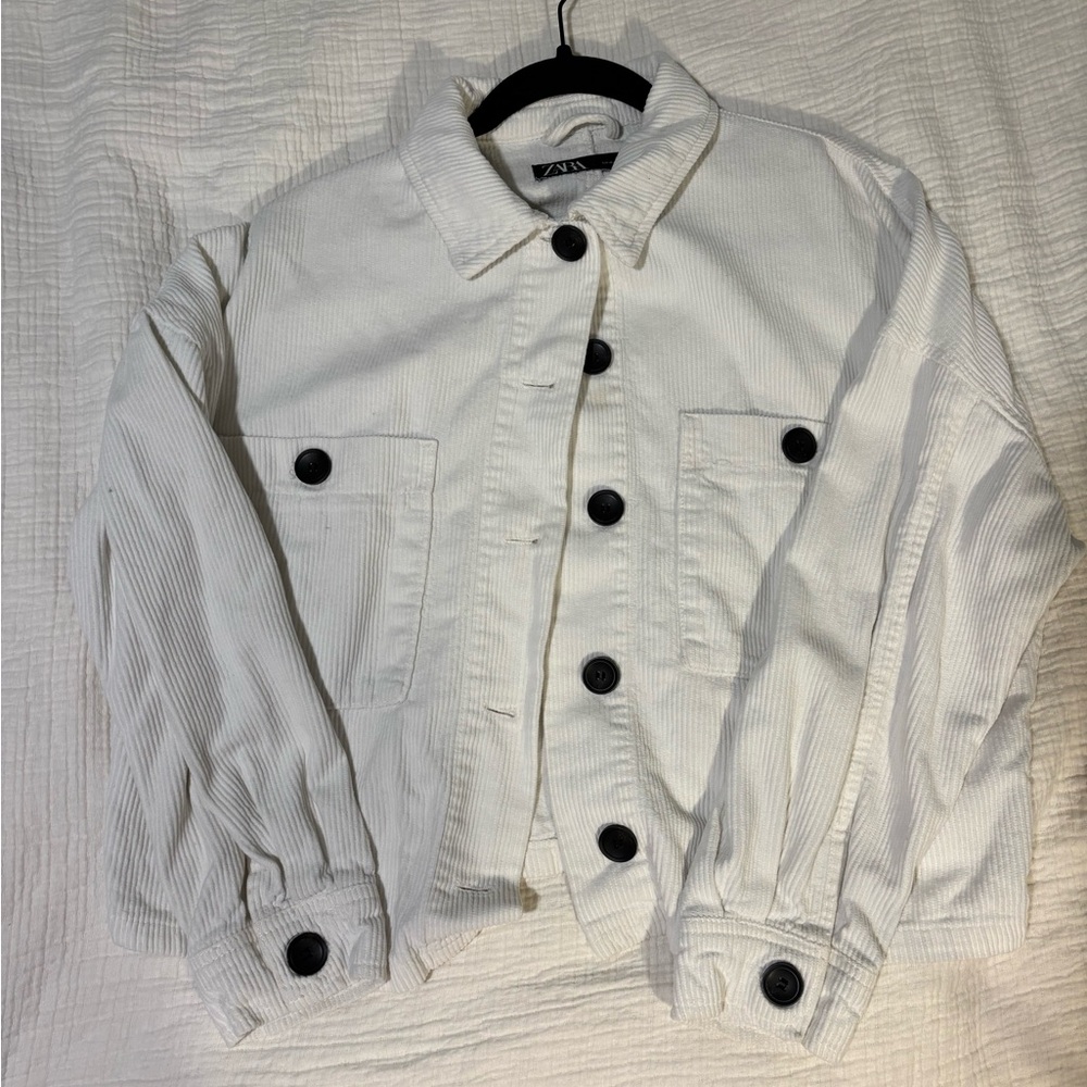 Zara White Corduroy Jacket with Black Buttons